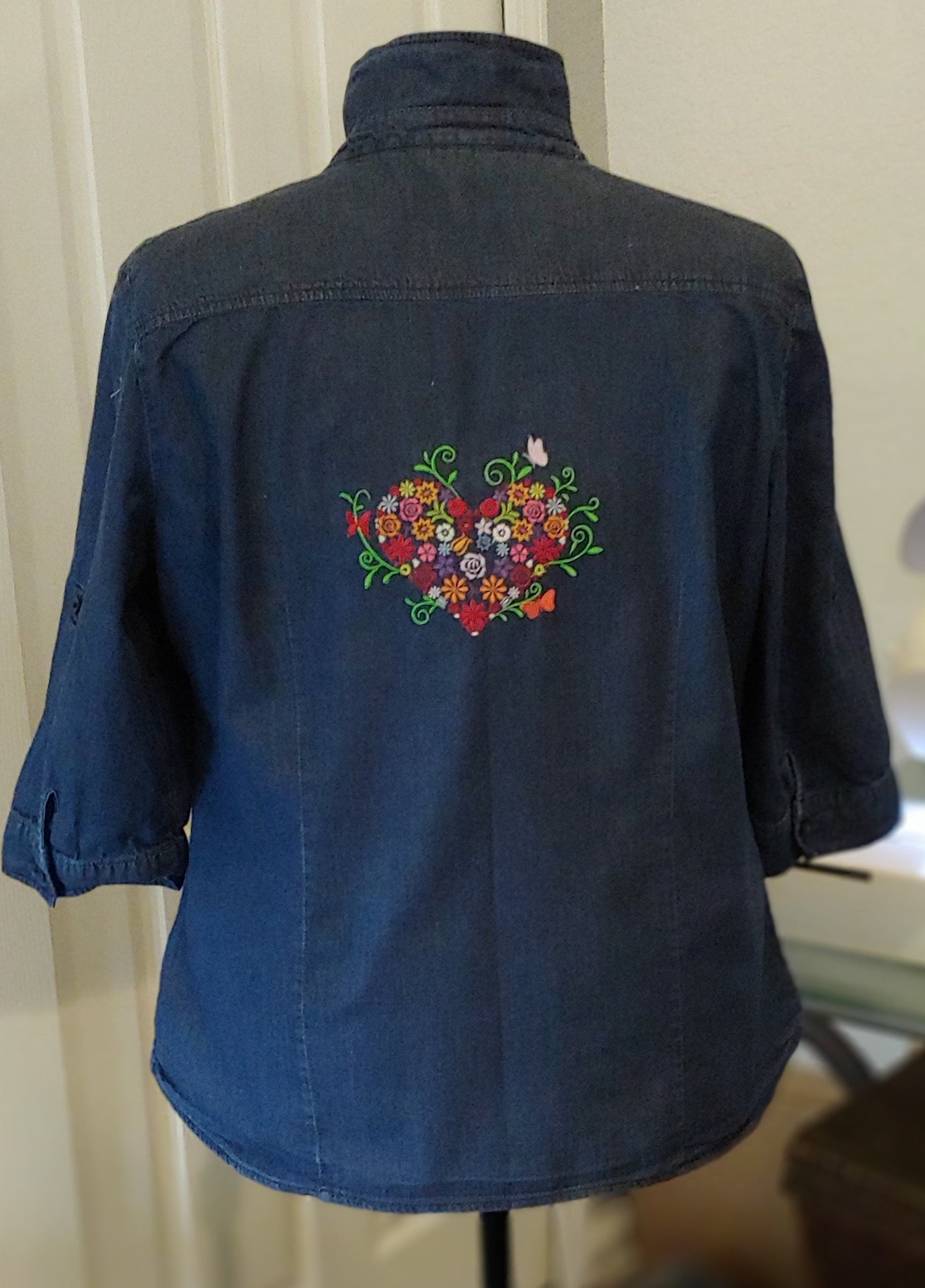 Denim Ladies shirt-Heart full of flowers