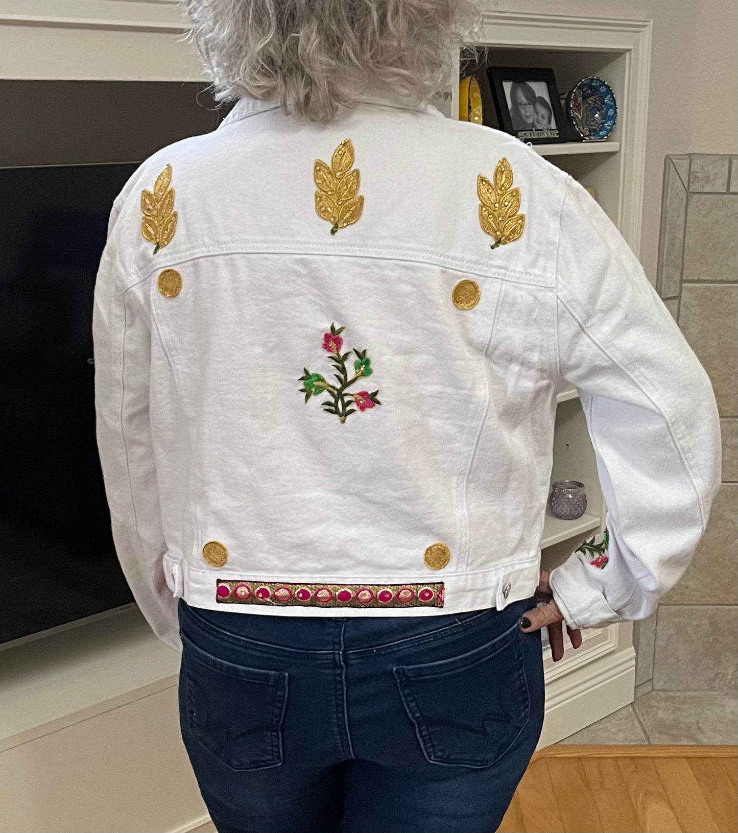 Denim Woman's/White-Imagining India